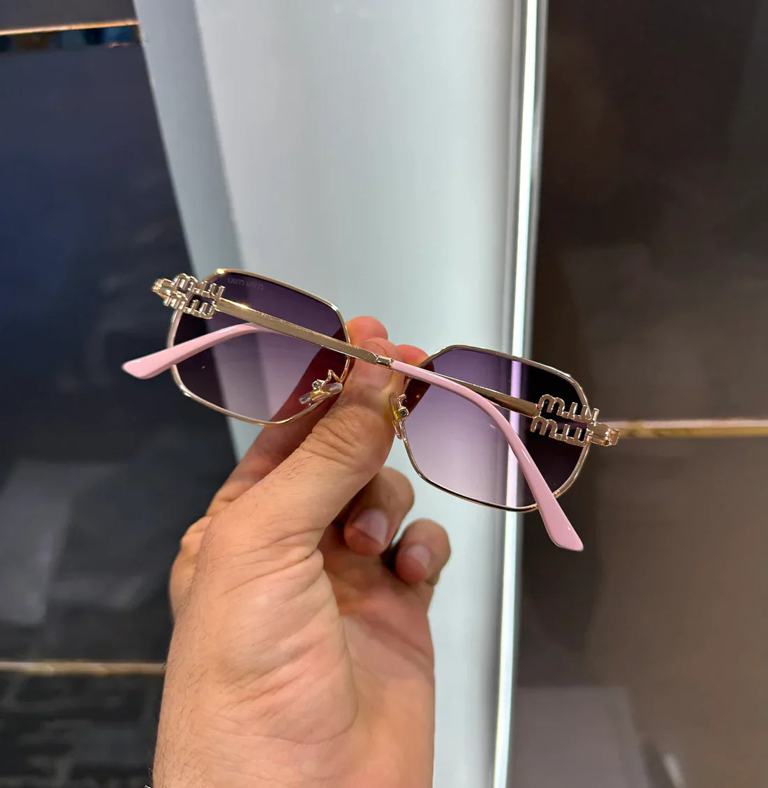 Pink Luxury Shade With Original Box Packing