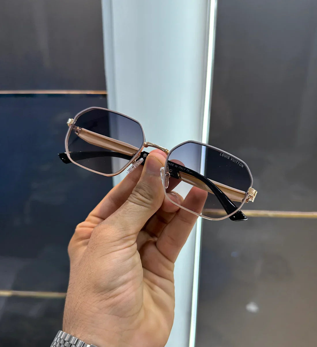 Black Cream Luxury Shade Sunglasses