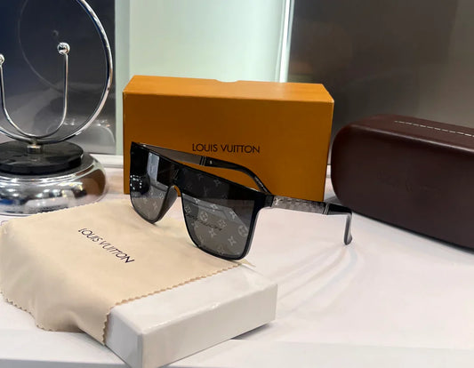 Black MonELEGANT OGram Limited Edition Luxury Sunglasses