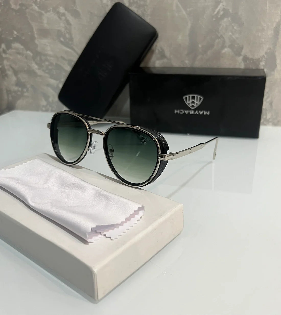 Green Metal Luxury Shade Glasses