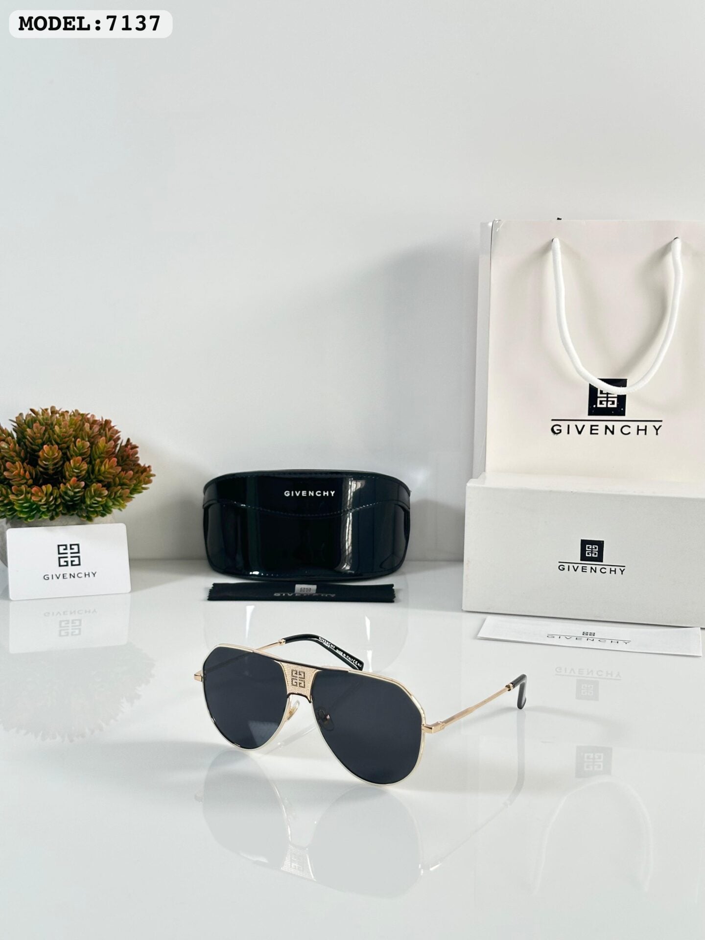 Black & Gold Sunglasses for Unisex
