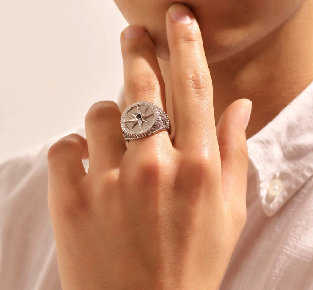 Gental Gems by Karat Kings | Exclusive Signet Style Compass Ring, Sterling Silver  Ring | Jewellery for Men| With Certificate of Authenticity and  Hallmark