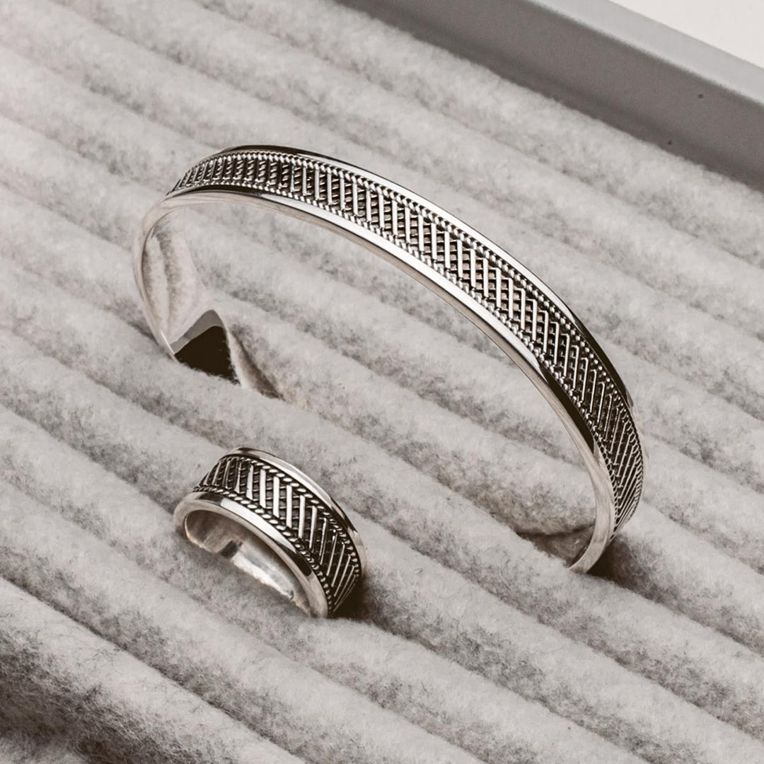 Gental Gems by Karat Kings | Unique Style Oxidized Sterling Silver Bangle/kadaa/Handcuff for Men & Boys |  Sterling Silver Bracelet