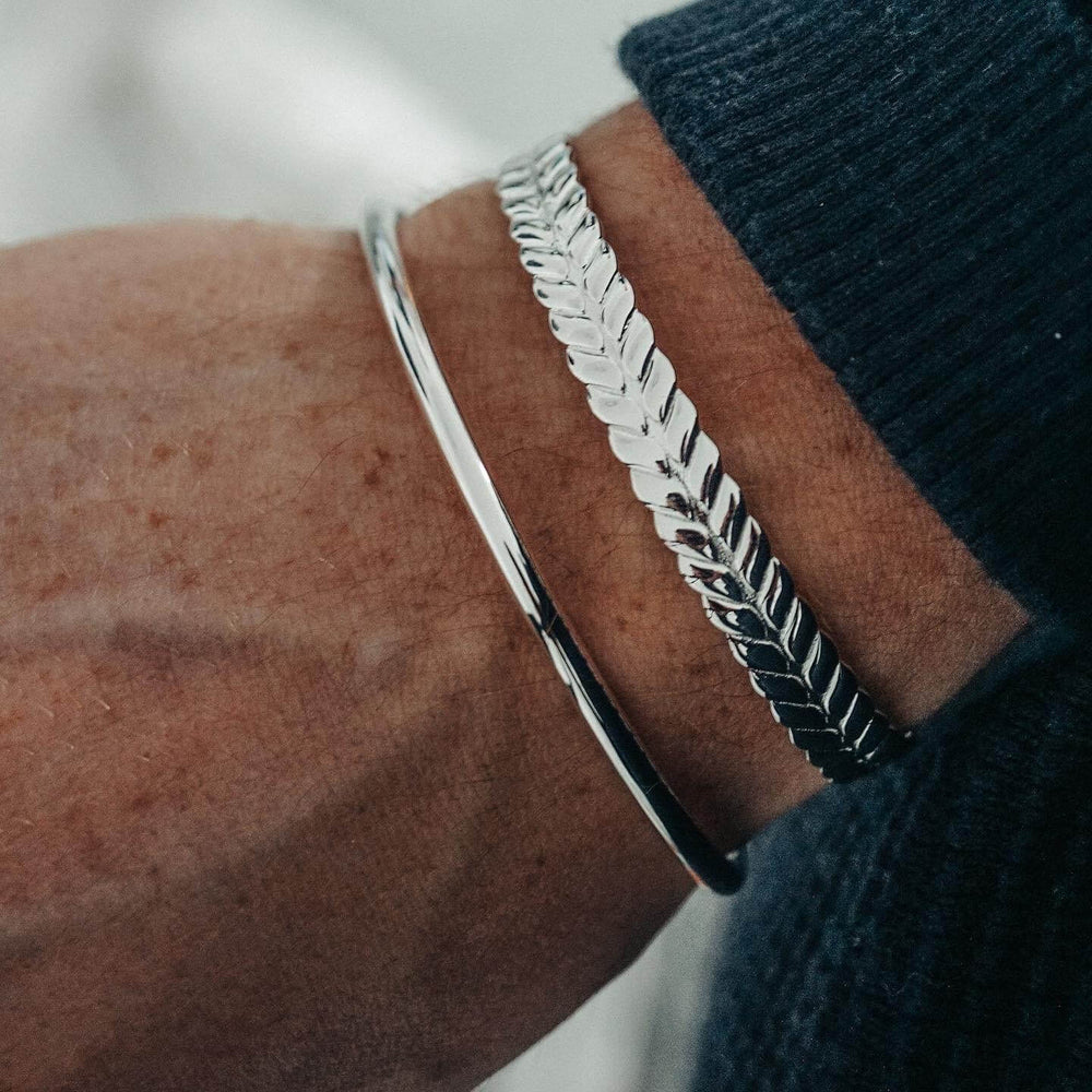 Gental Gems by Karat Kings | Adjustable Leaf Style Bangle/kadaa/Handcuff for Men & Boys |  Sterling Silver Bracelet