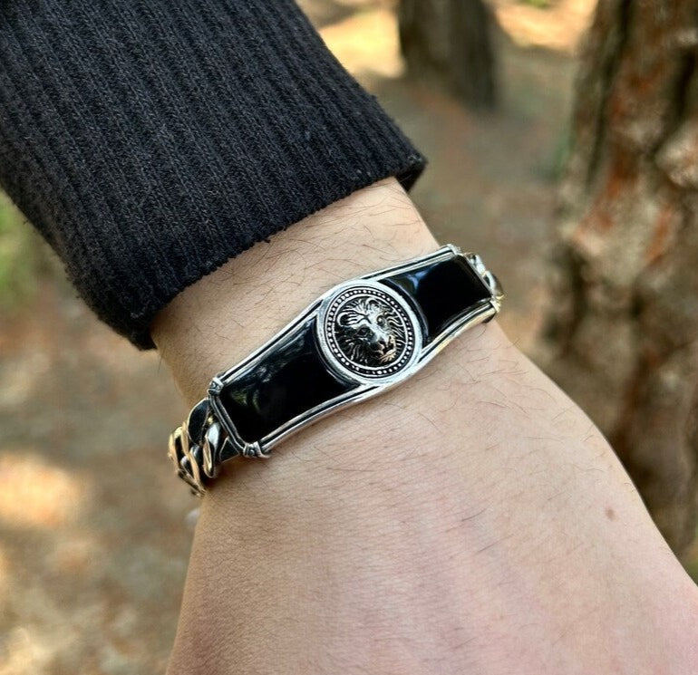 Gental Gems by Karat Kings | Heavy Lion Chain Bracelet with Natural Black Onyx for Men |  Sterling Silver Bracelet