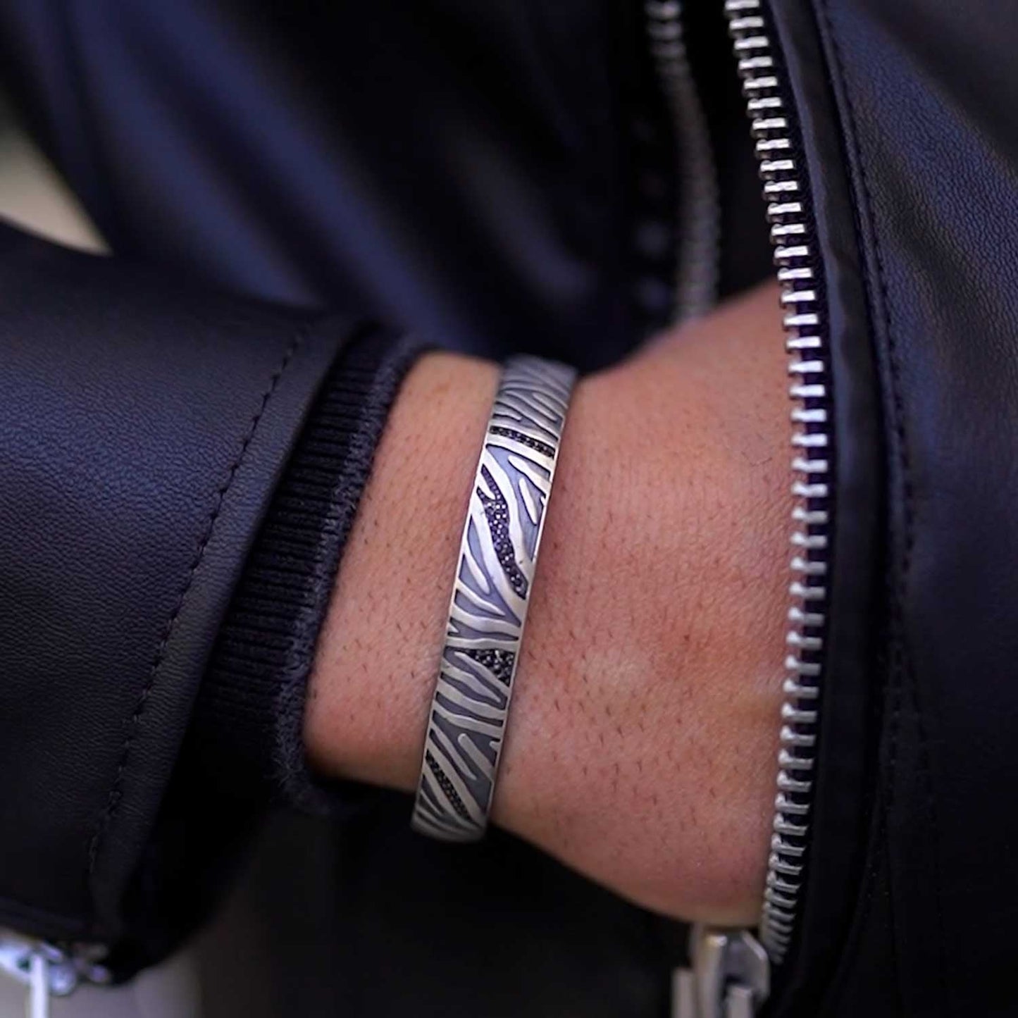 Gental Gems by Karat Kings | Adjustable Modern Style Bangle/kadaa/Handcuff for Men & Boys |  Sterling Silver Bracelet